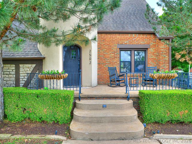 2502 E 2nd Street, Tulsa, OK 74104