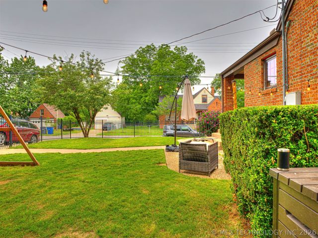 2502 E 2nd Street, Tulsa, OK 74104