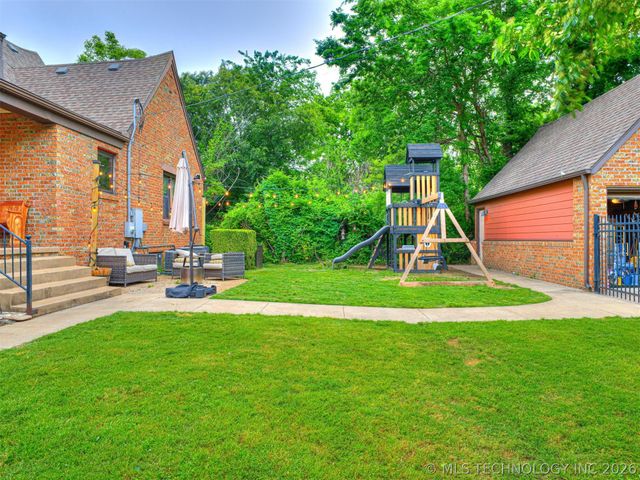 2502 E 2nd Street, Tulsa, OK 74104