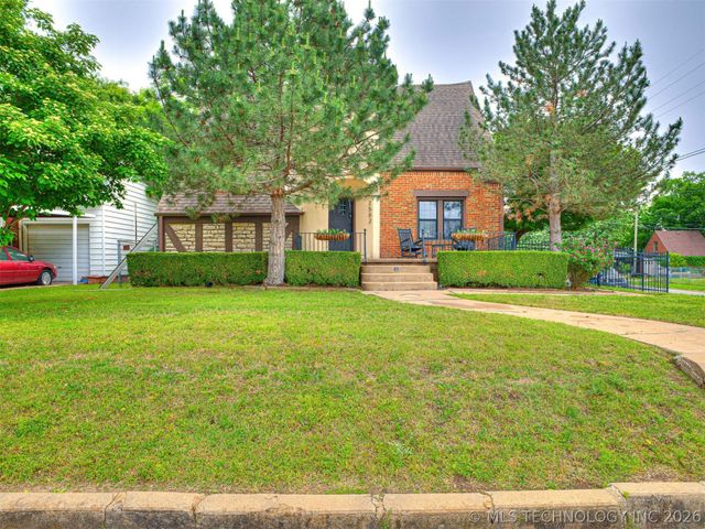 2502 E 2nd Street, Tulsa, OK 74104