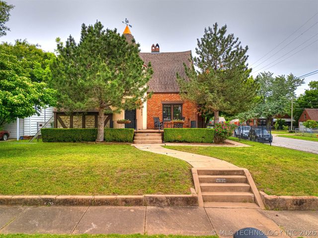 2502 E 2nd Street, Tulsa, OK 74104