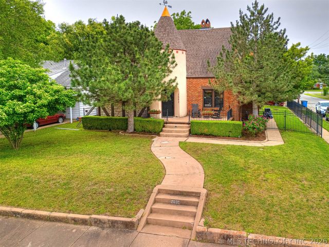 2502 E 2nd Street, Tulsa, OK 74104
