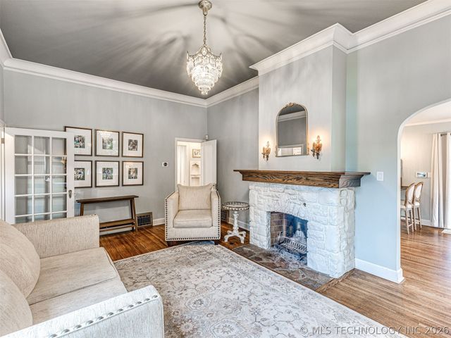 2502 E 2nd Street, Tulsa, OK 74104