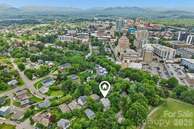23 Tuskeegee Street, Asheville, NC 28801