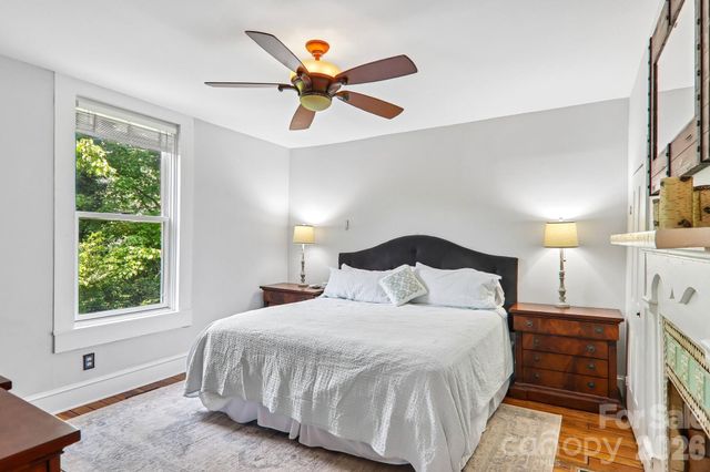 23 Tuskeegee Street, Asheville, NC 28801