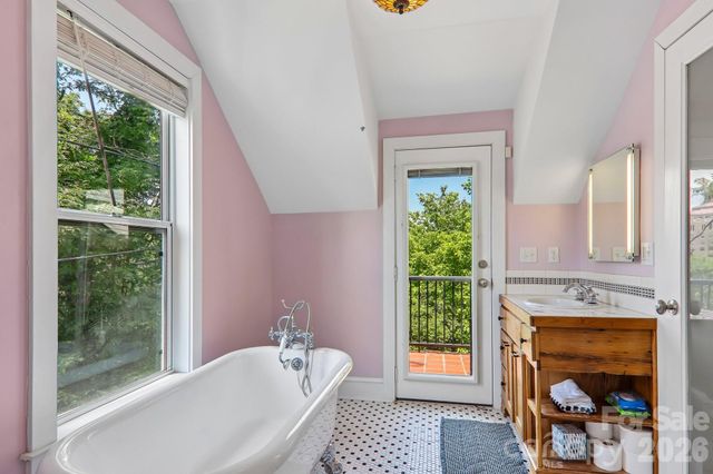 23 Tuskeegee Street, Asheville, NC 28801