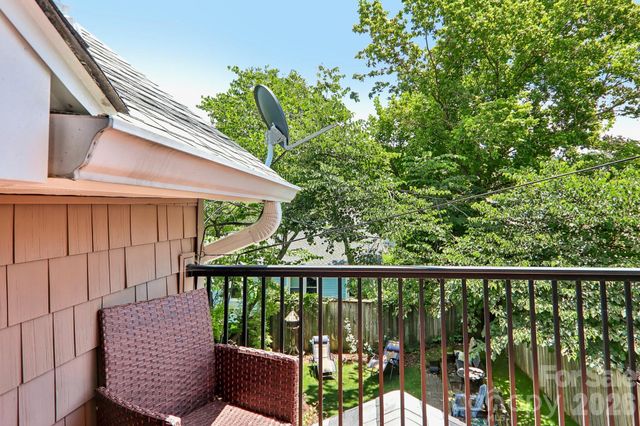 23 Tuskeegee Street, Asheville, NC 28801