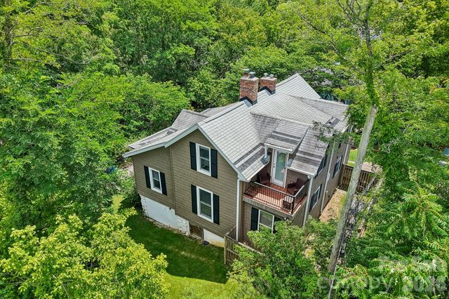 23 Tuskeegee Street, Asheville, NC 28801