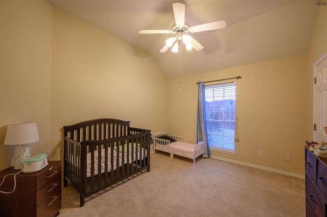 3022 WHITEHALL LANE, Wichita Falls, TX 76309