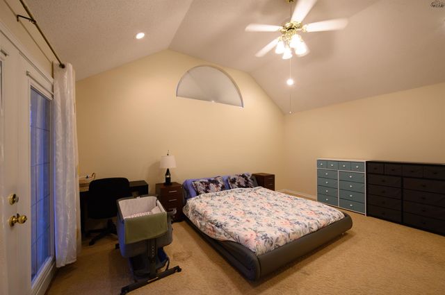 3022 WHITEHALL LANE, Wichita Falls, TX 76309