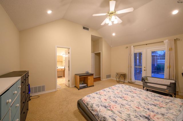 3022 WHITEHALL LANE, Wichita Falls, TX 76309