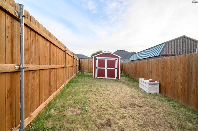 3022 WHITEHALL LANE, Wichita Falls, TX 76309