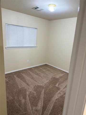 1539 Nichole Woods Drive, Houston, TX 77047