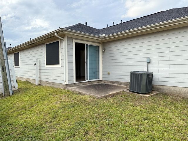 1539 Nichole Woods Drive, Houston, TX 77047