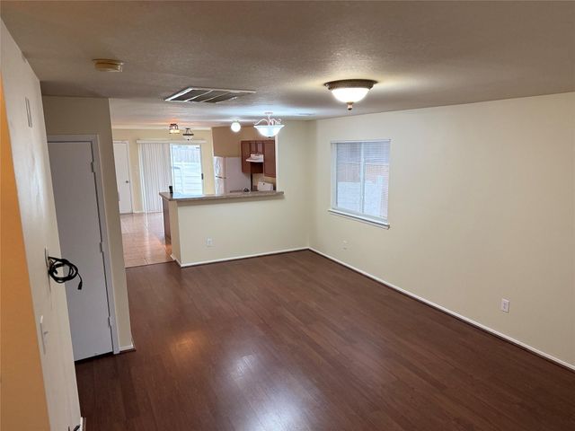 1539 Nichole Woods Drive, Houston, TX 77047