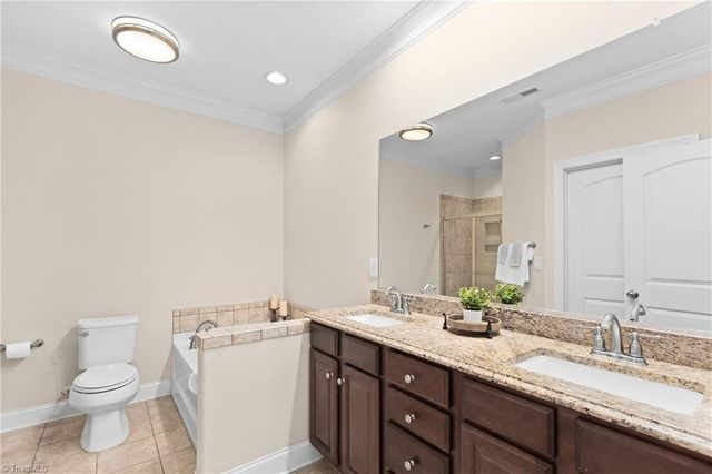 1183 Heritage Path Lane, Winston-salem, NC 27103