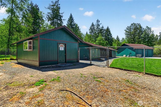 32113 98th Avenue E, Eatonville, WA 98328