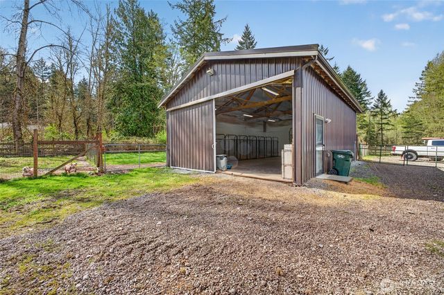 32113 98th Avenue E, Eatonville, WA 98328