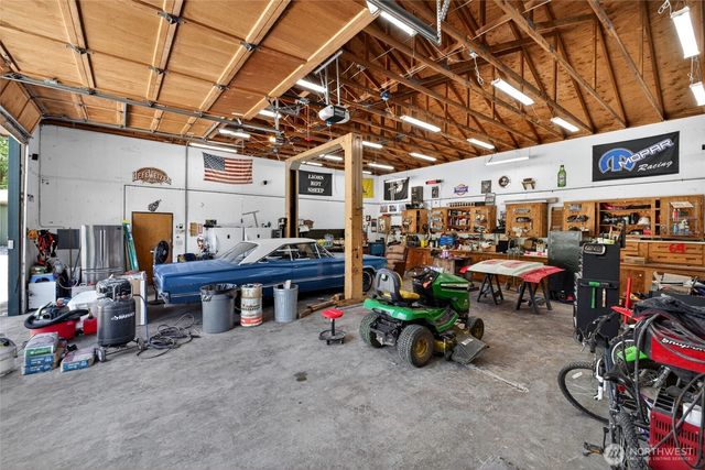 32113 98th Avenue E, Eatonville, WA 98328