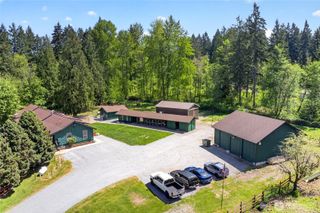 32113 98th Avenue E, Eatonville, WA 98328