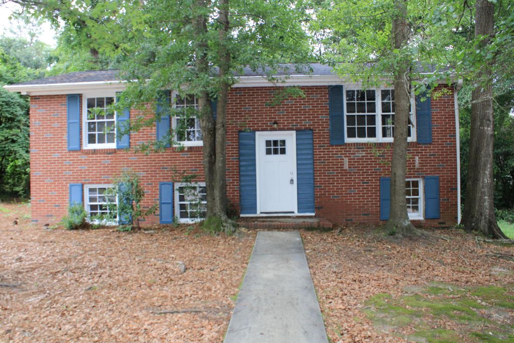 3328 Vaucluse Road, Aiken, SC 29801