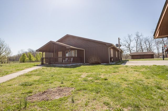 8302 West Farm Rd 144, Springfield, MO 65802