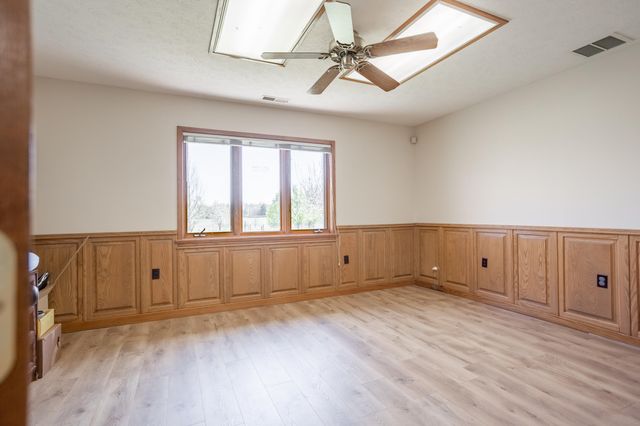 8302 West Farm Rd 144, Springfield, MO 65802