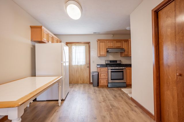 8302 West Farm Rd 144, Springfield, MO 65802