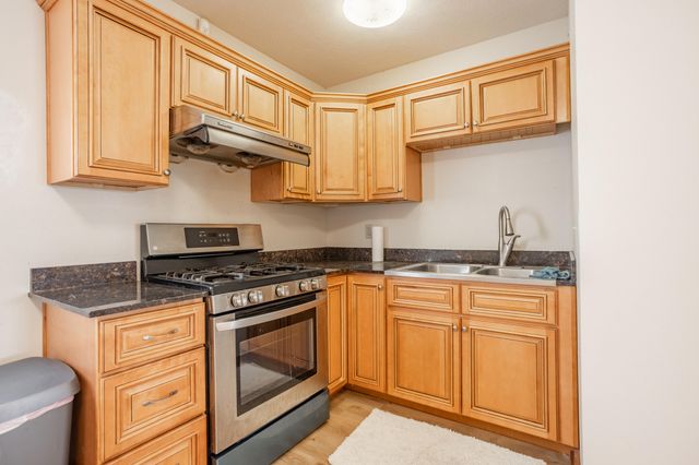 8302 West Farm Rd 144, Springfield, MO 65802