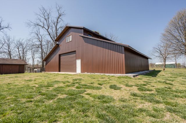 8302 West Farm Rd 144, Springfield, MO 65802