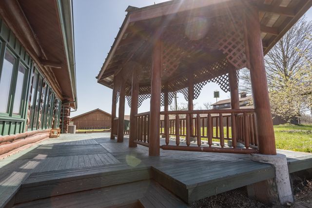 8302 West Farm Rd 144, Springfield, MO 65802
