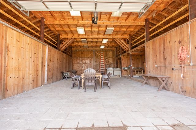 8302 West Farm Rd 144, Springfield, MO 65802