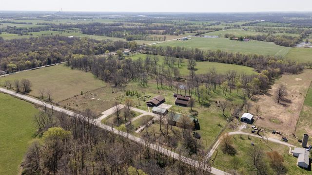 8302 West Farm Rd 144, Springfield, MO 65802