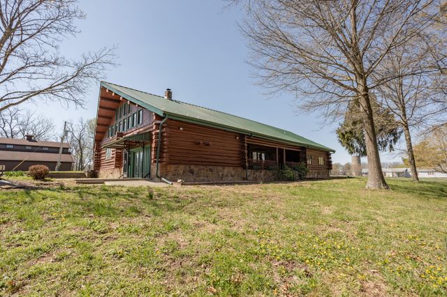 8302 West Farm Rd 144, Springfield, MO 65802
