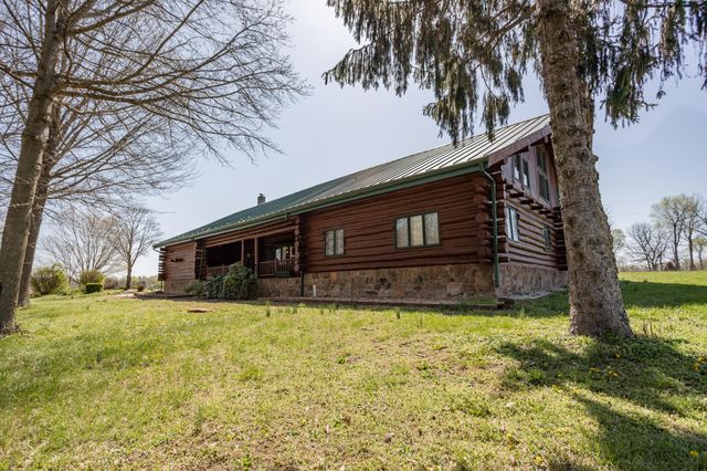 8302 West Farm Rd 144, Springfield, MO 65802
