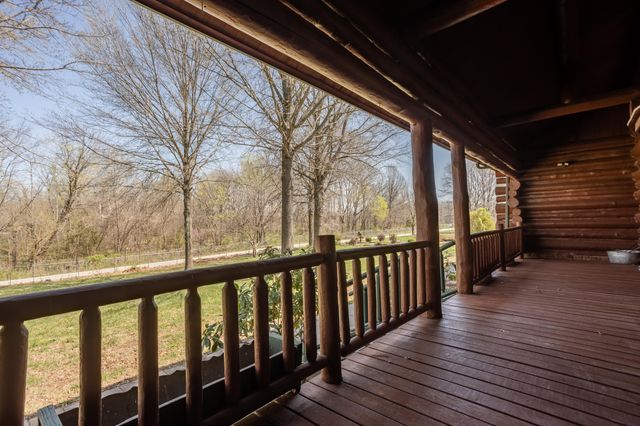 8302 West Farm Rd 144, Springfield, MO 65802