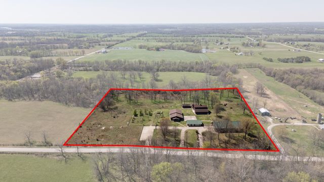 8302 West Farm Rd 144, Springfield, MO 65802