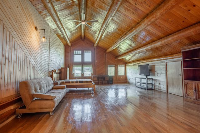 8302 West Farm Rd 144, Springfield, MO 65802