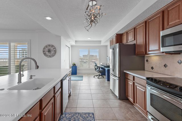 932 1ST Street N 501, Jacksonville Beach, FL 32250