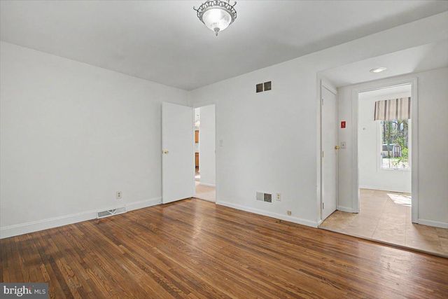 1510 EVERGREEN LN, Wilmington, DE 19810