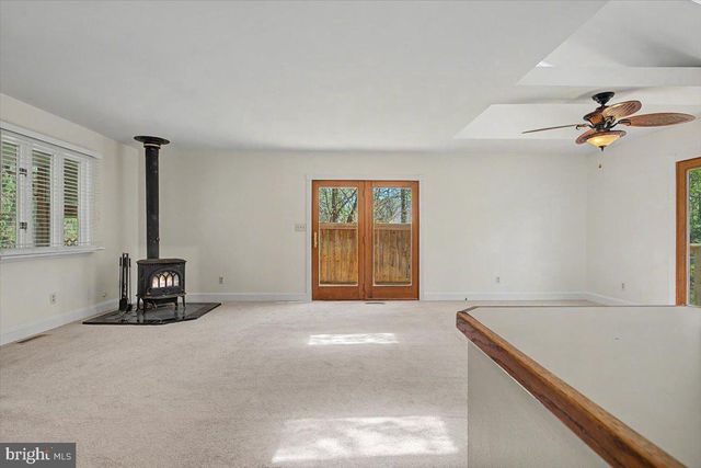 1510 EVERGREEN LN, Wilmington, DE 19810