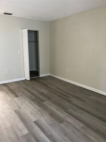 5521 80TH STREET N 302, St Petersburg, FL 33709