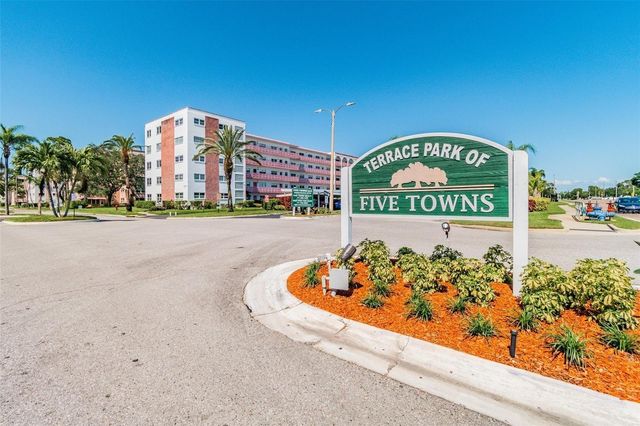 5521 80TH STREET N 302, St Petersburg, FL 33709