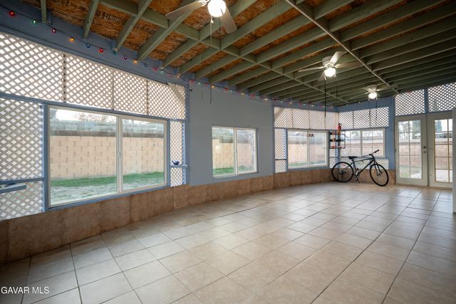 44019 W 22nd Street, Lancaster, CA 93536