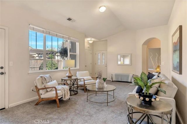 1025 Raven Lane, Chico, CA 95926