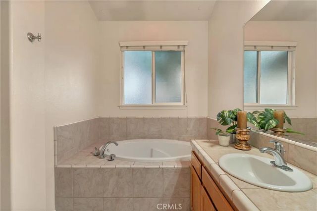 1025 Raven Lane, Chico, CA 95926