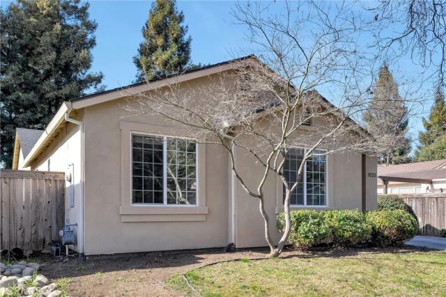 1025 Raven Lane, Chico, CA 95926