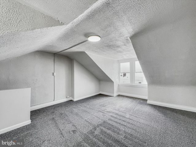633 VANDER AVE, York, PA 17403