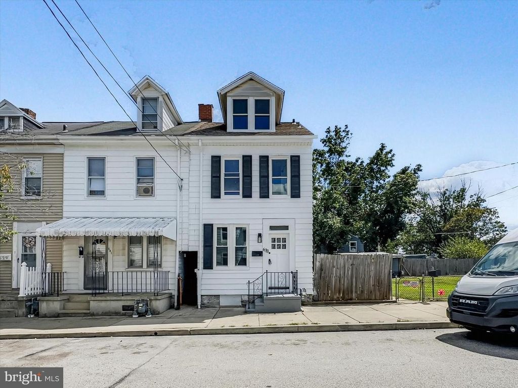 633 VANDER AVE, York, PA 17403