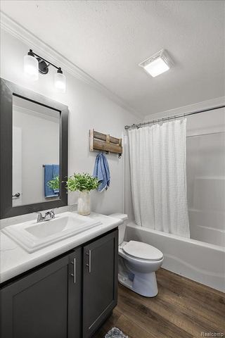 4426 Maple Leaf Trail, Flint, MI 48506